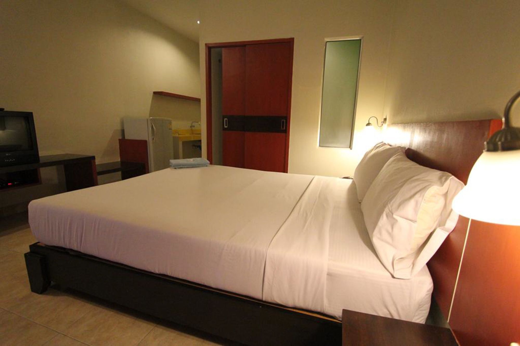 Paradise Resort Ban Nong Pla Lai Kültér fotó