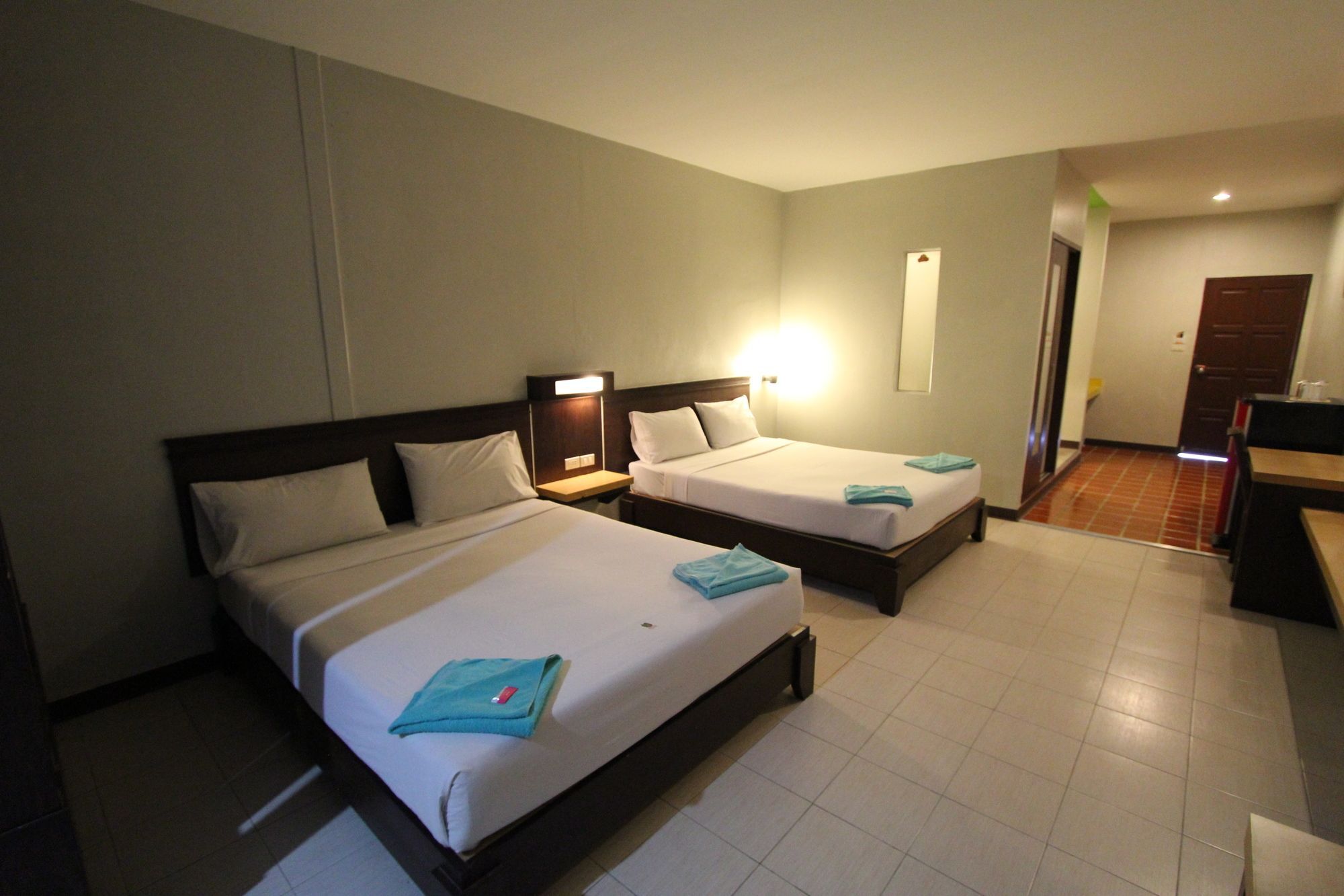 Paradise Resort Ban Nong Pla Lai Kültér fotó
