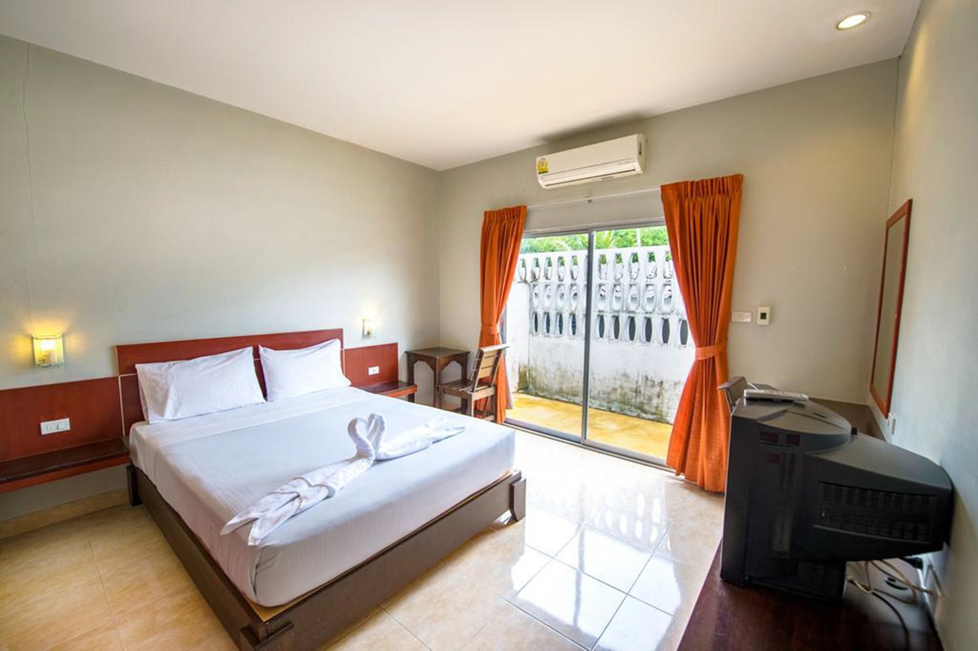 Paradise Resort Ban Nong Pla Lai Kültér fotó